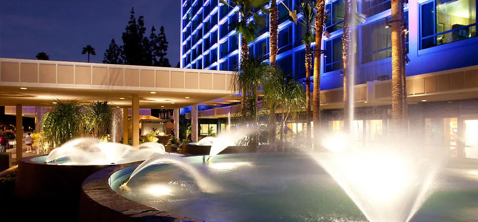 Disneyland Hotel Anaheim 4*,